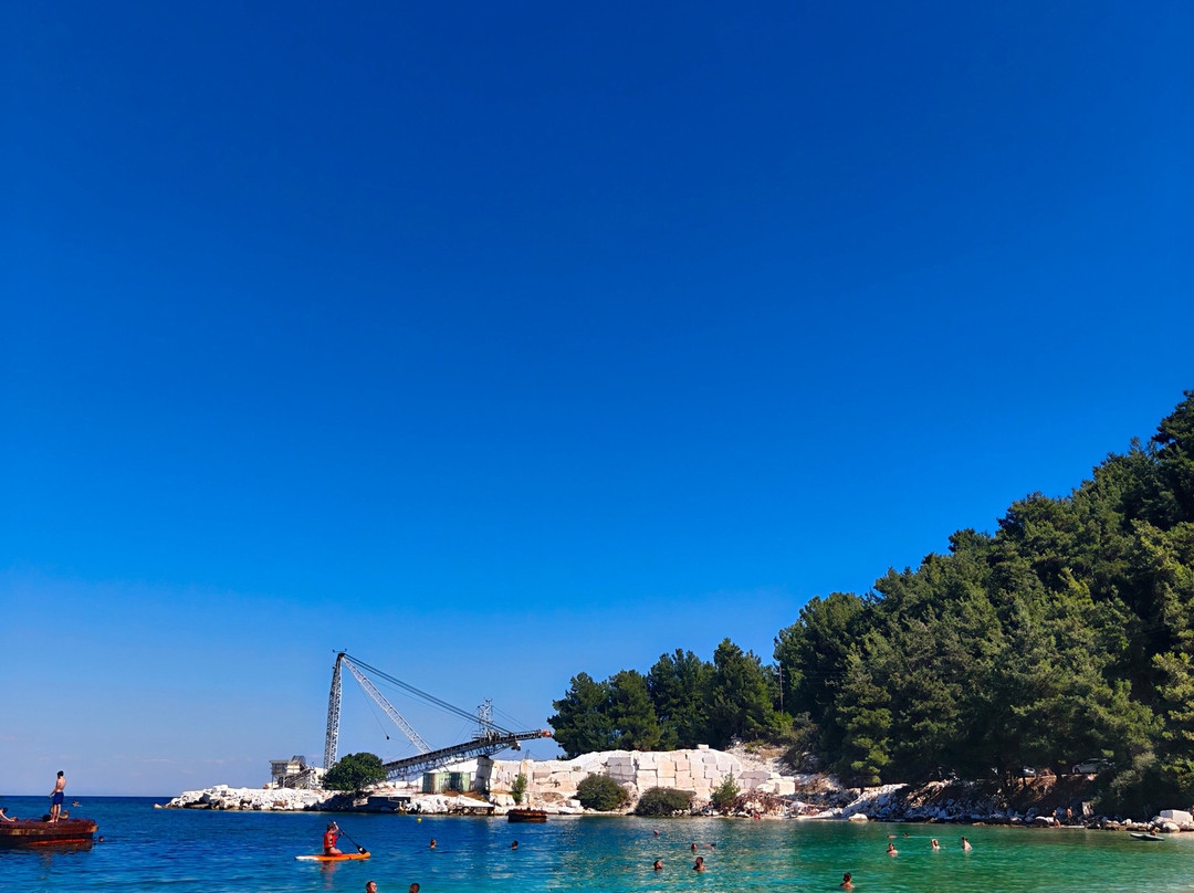 Porto Vathy Beach-Thassos Town (Limenas)必去景点