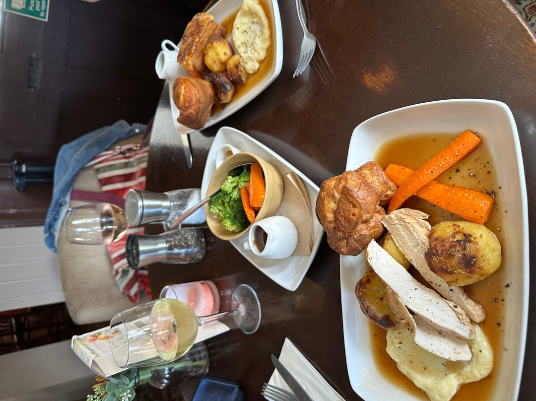 The Crown Inn Cootham-Pulborough必去景点