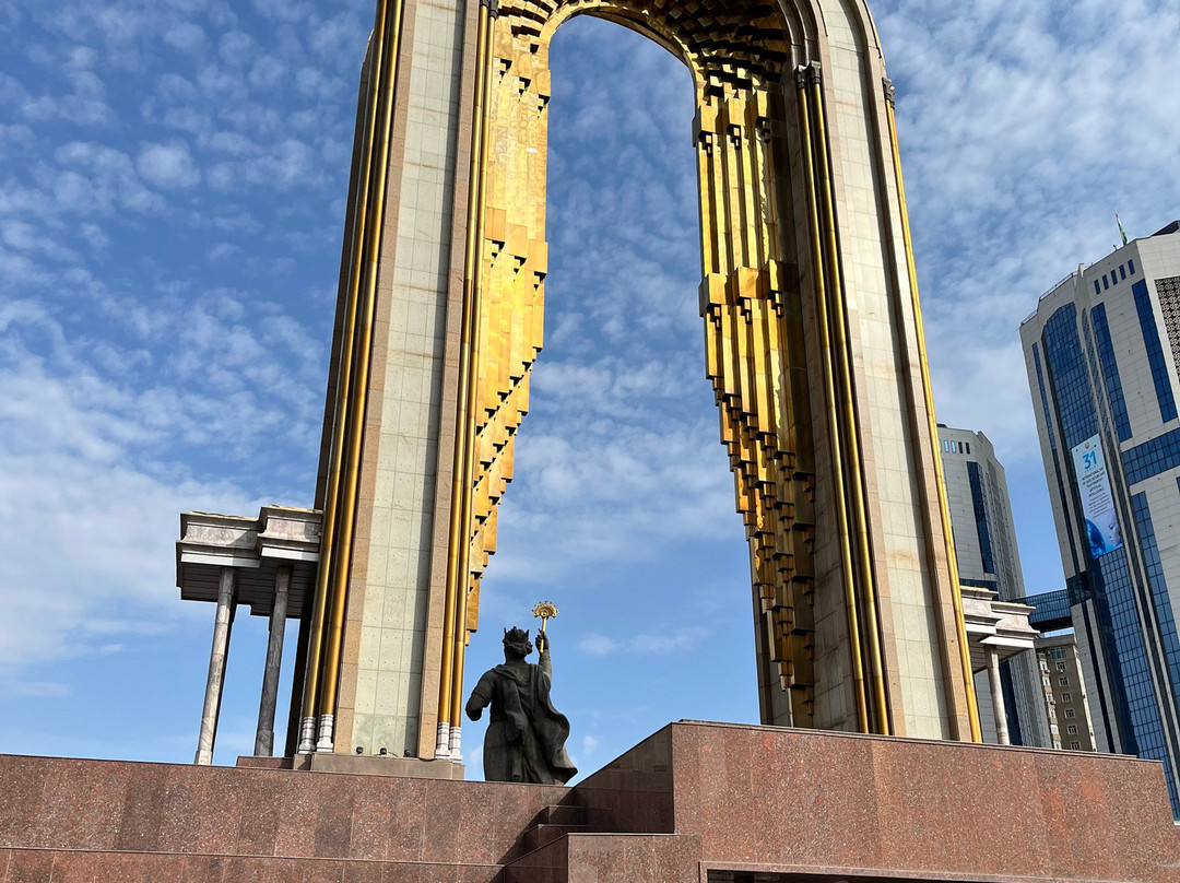 Statue of Ismoil Somoni-杜尚别必去景点