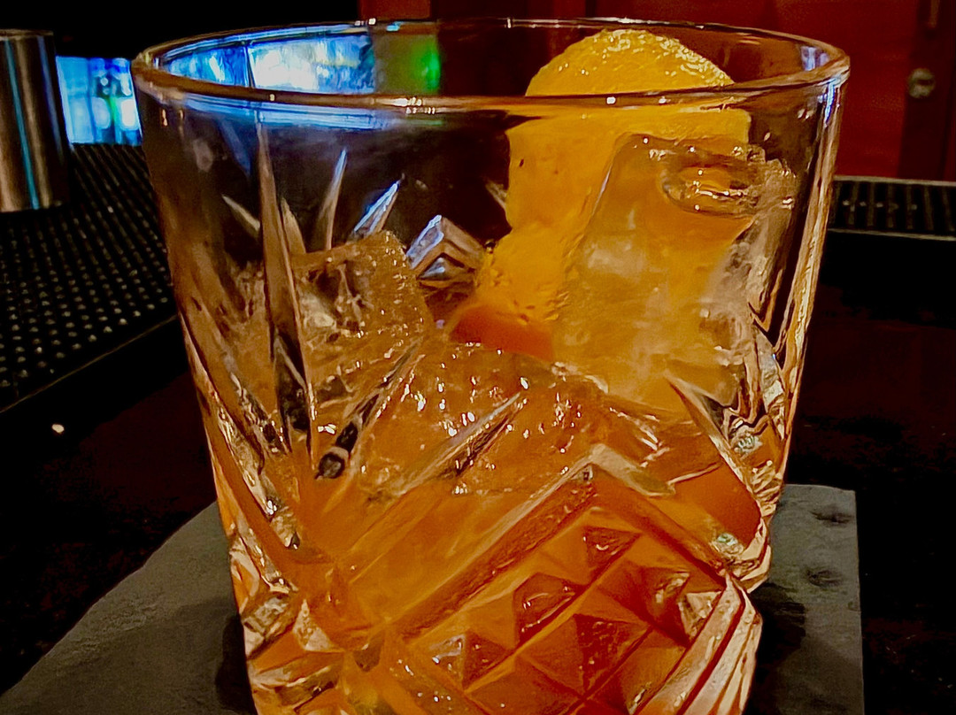 麦克唐纳巴斯水疗酒店主图