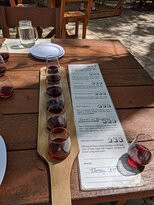 Whispering Oaks Winery-Oxford必去景点