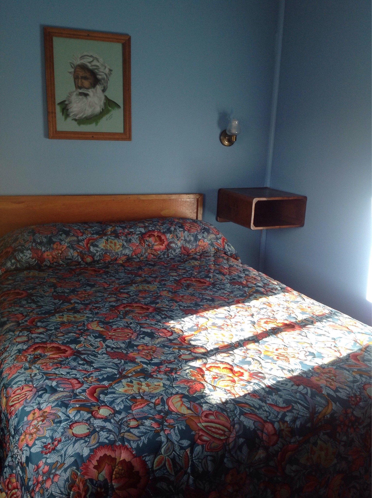 Snowshoe Motel Fine Art and Gifts-官方