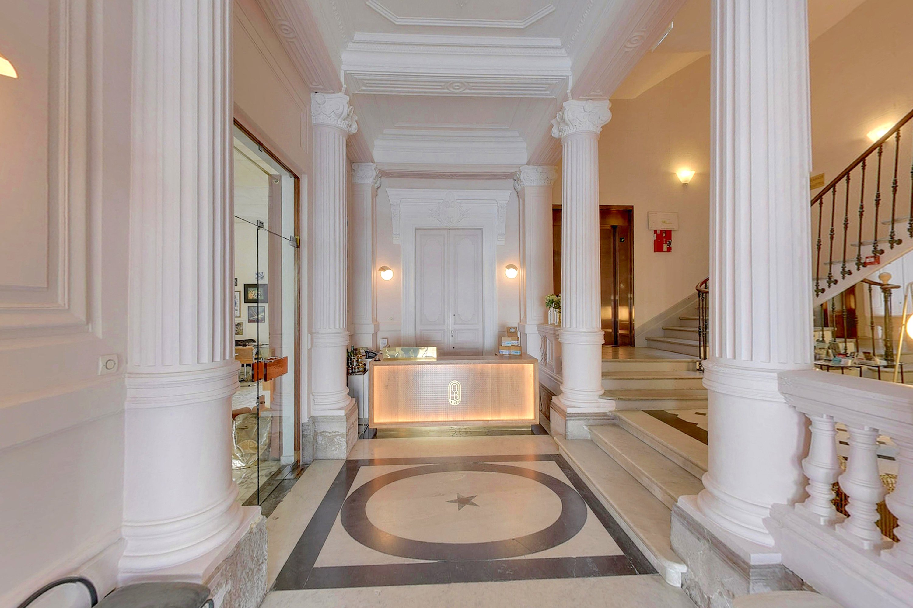 Hotel L'Orque Bleue-官方