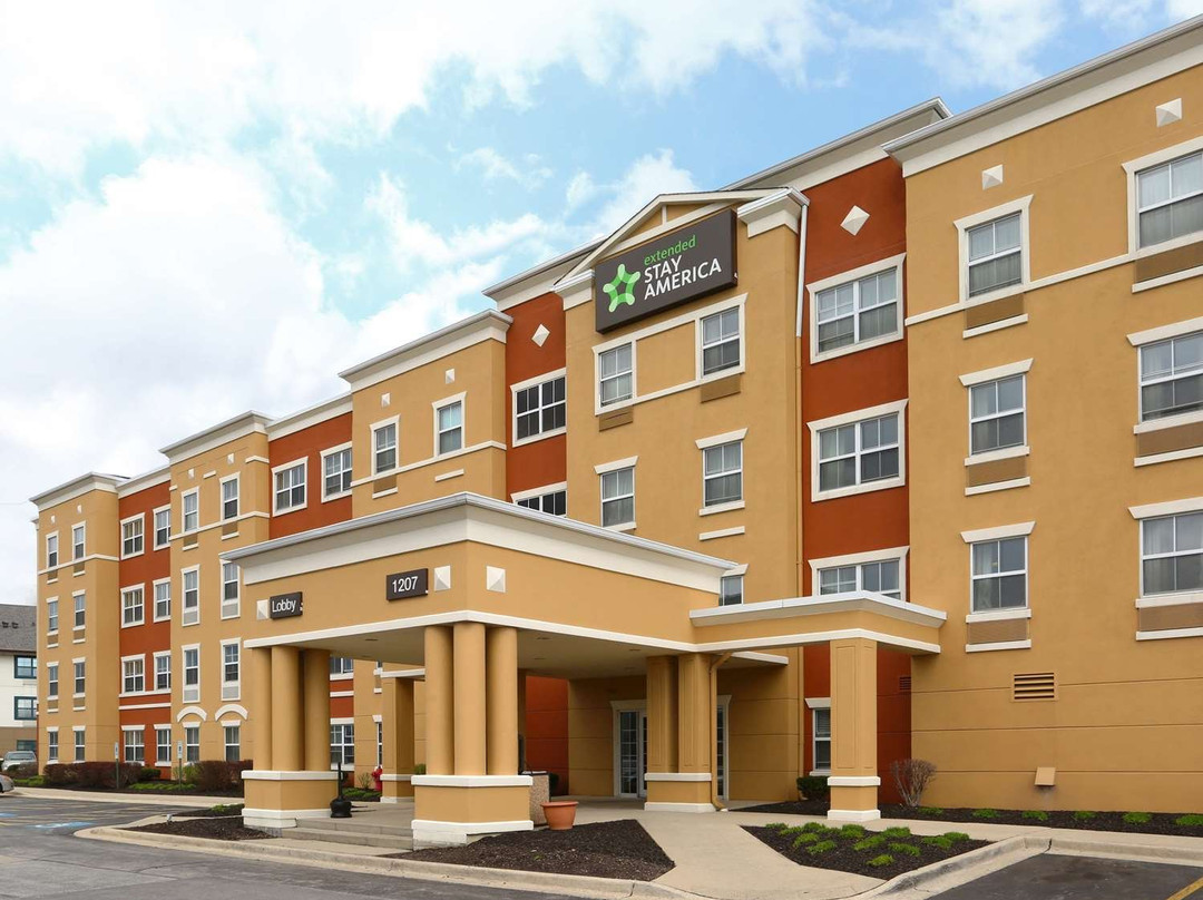 美国长住酒店-芝加哥-奥黑尔-全州竞技场主图