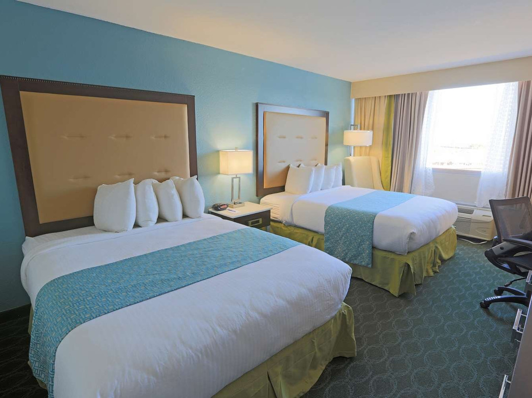 基诺沙酒店住宿-Wyndham Garden Kenosha Harborside