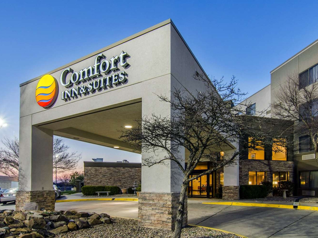 诺瑟罗克套房酒店主图