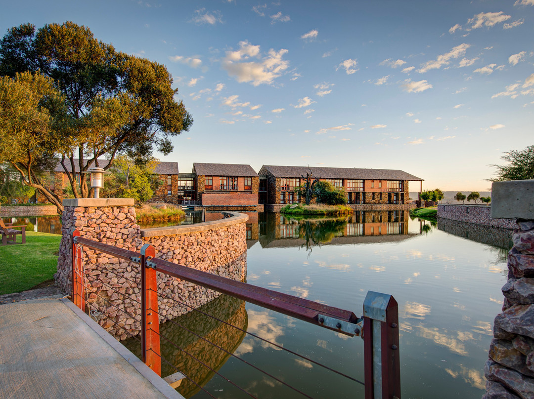 Riboville Boutique Hotel & Restaurant