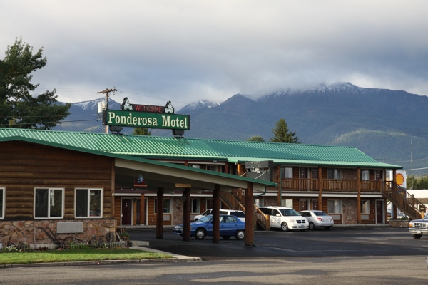 The Ponderosa Motel-客卧