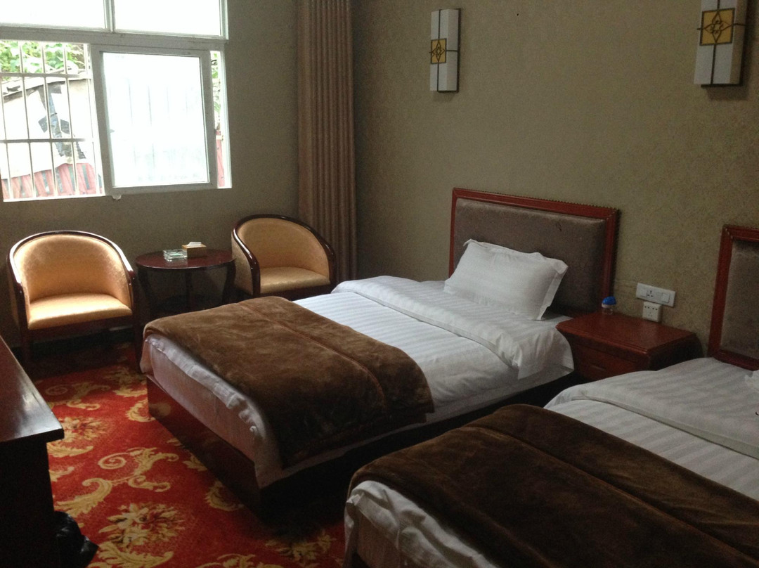 华洲度假酒店主图