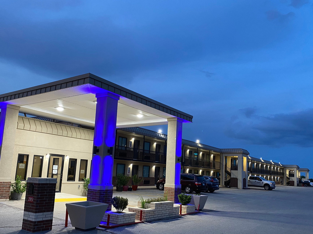 Kingfisher酒店住宿-Hotel 81 El Reno