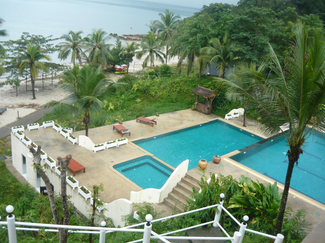 象岛空查拉普里度假村