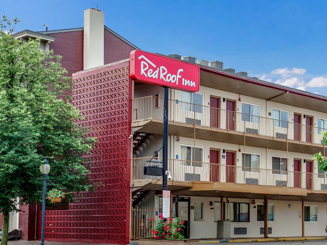 Red Roof Inn York Downtown