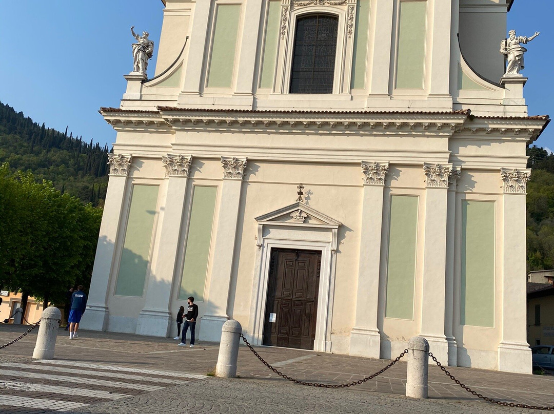 Chiesa Parrocchiale dei SS. Pietro e Paolo Apostoli景点图片