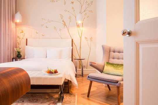 维也纳无忧宫酒店主图