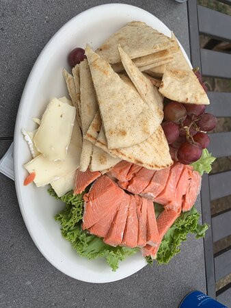 Smiley Creek Lodge主图