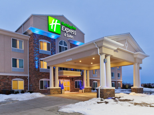 Holiday Inn Express & Suites Omaha I - 80 by IHG主图