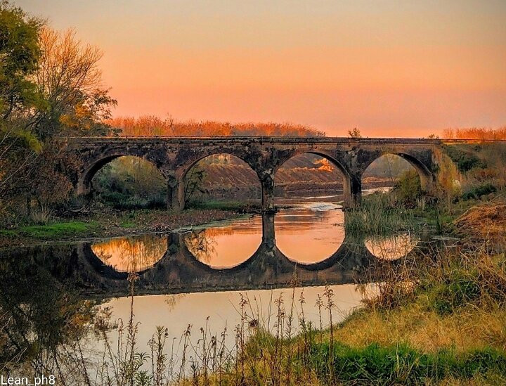 Puente "las Cuatro Bocas"景点图片