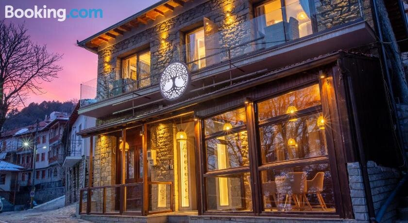 Adryades Luxury Apartments