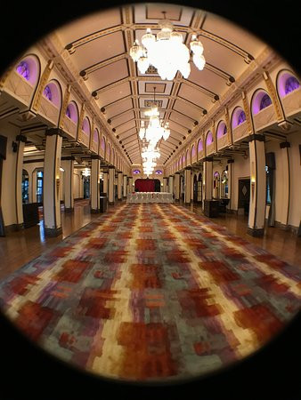 和平饭店-上海市必去景点