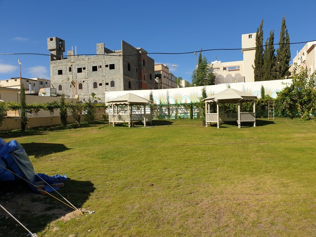 Al Khazamah Resort主图