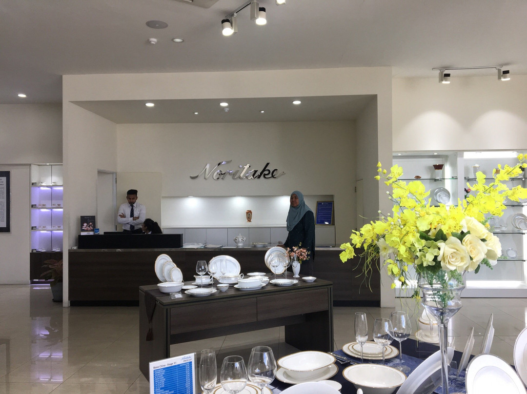 Nedimala旅游景点-Noritake Factory Store