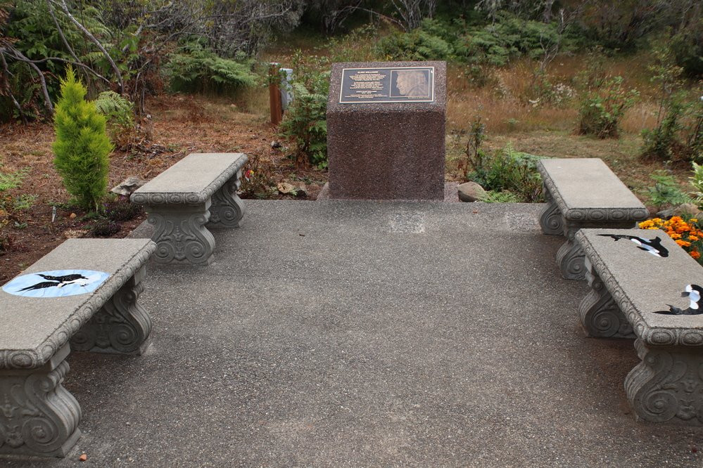 Elmo Williams Monument