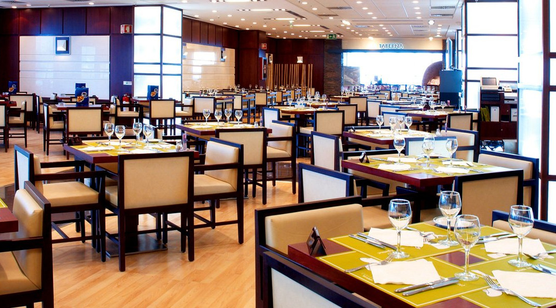 El Cortes Ingles cafetaria