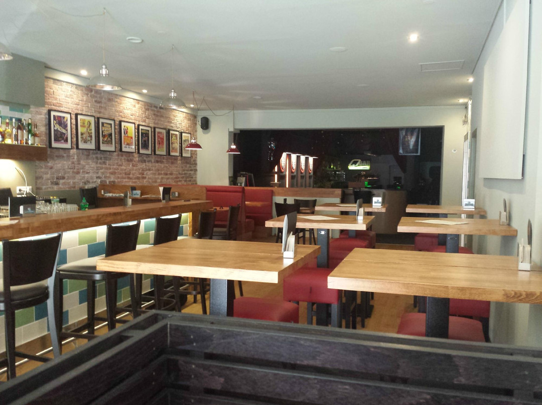 Oscar's Diner