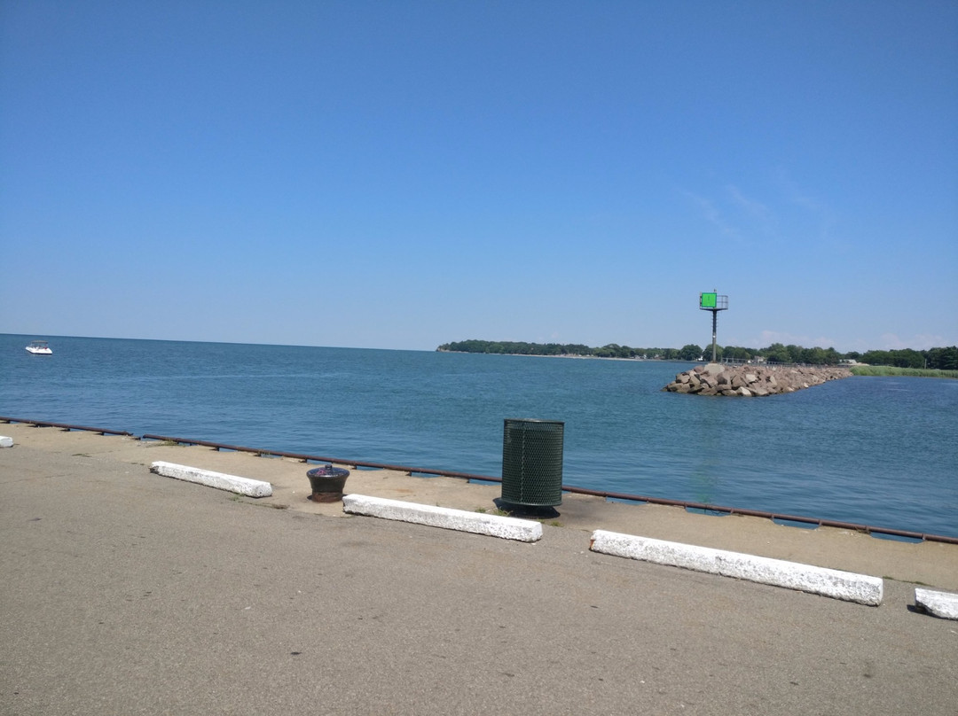 Dunkirk City Pier景点图片