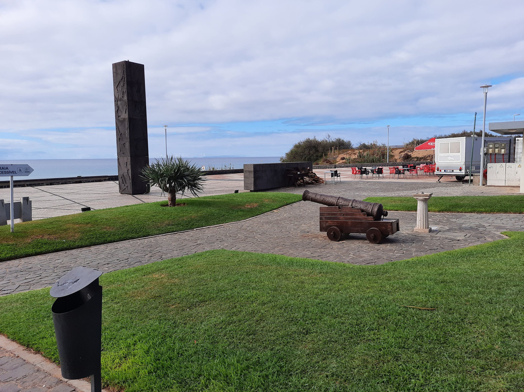 Discoveries Monument