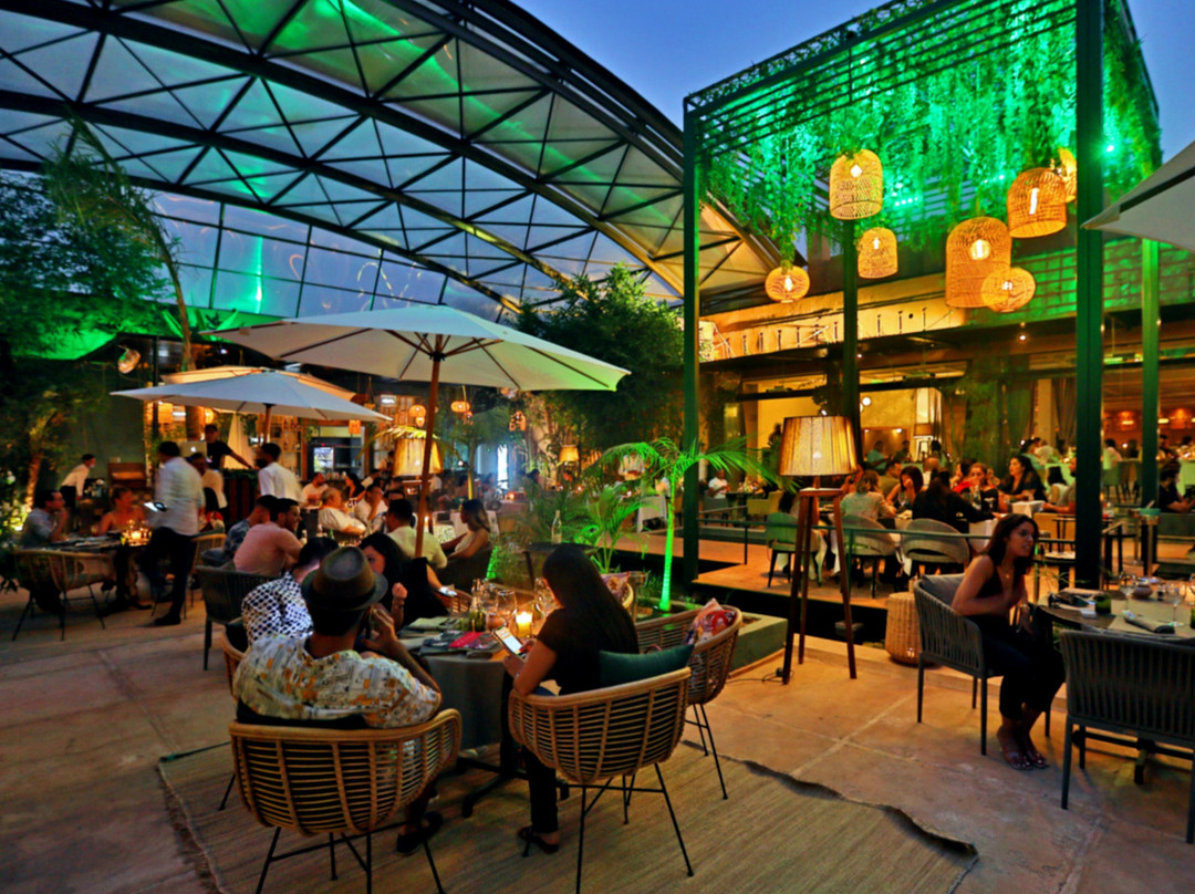 Lagouassem餐馆和美食-Nouba