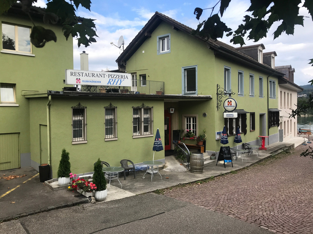 Restaurant Pizzeria Rhy