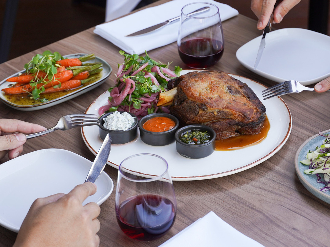 KINGS Steak & Seafood