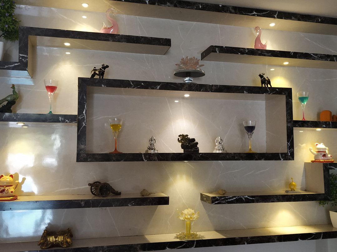 Rajhans Hotel & Resort主图