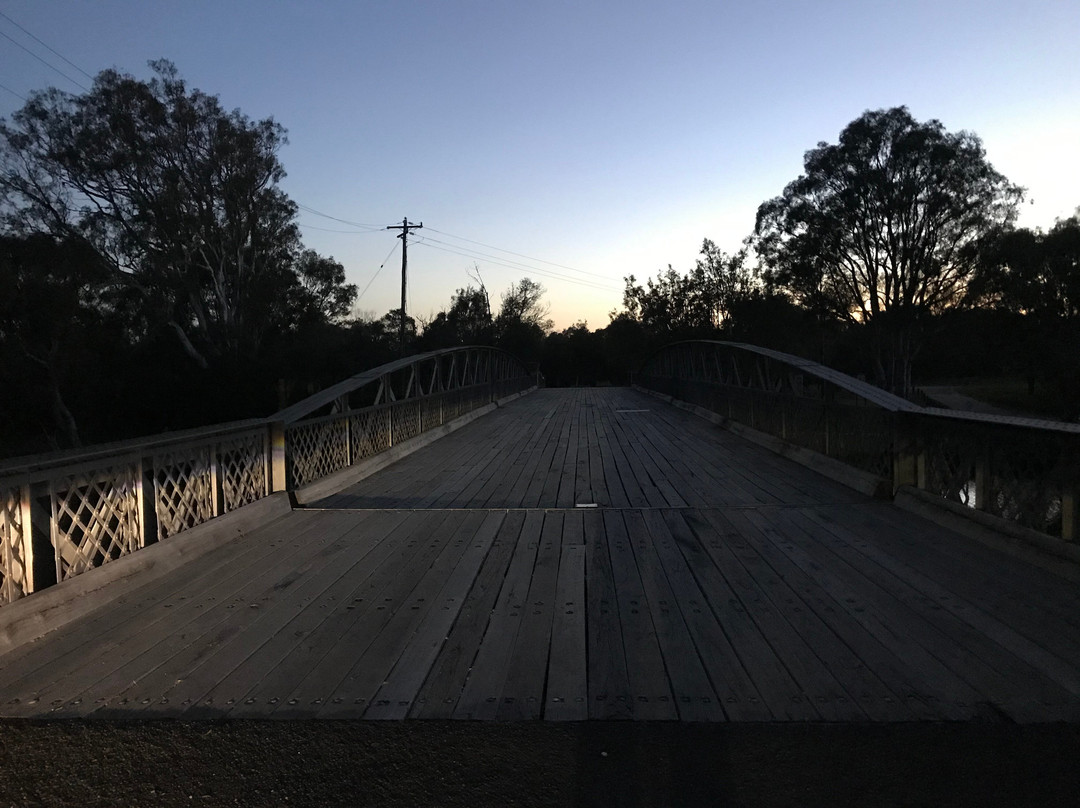 La Trobe Swing Bridge-塞尔必去景点