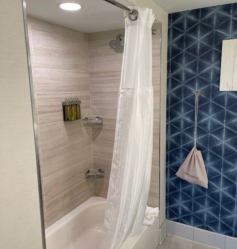 DoubleTree by Hilton Hot Springs主图