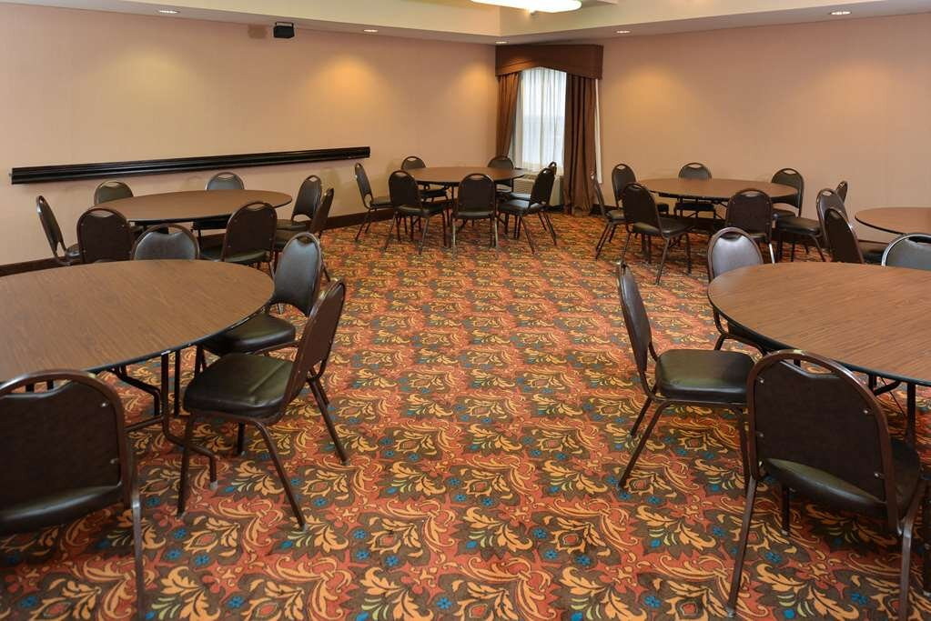 Hampton Inn Eagle Pass主图