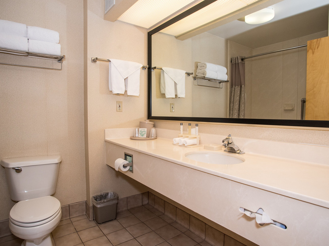 Round Hill Inn主图