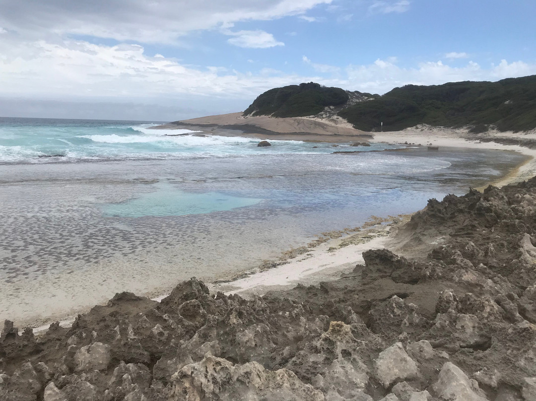 Salmon Beach景点图片