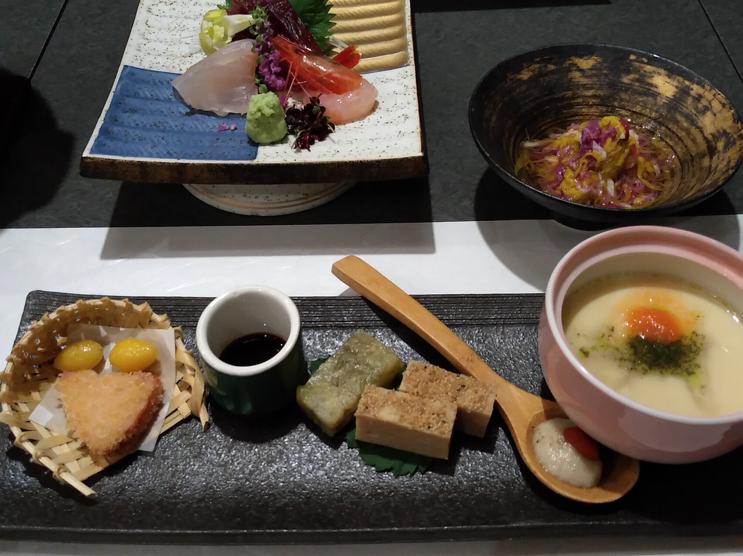 松泉閣 花月主图