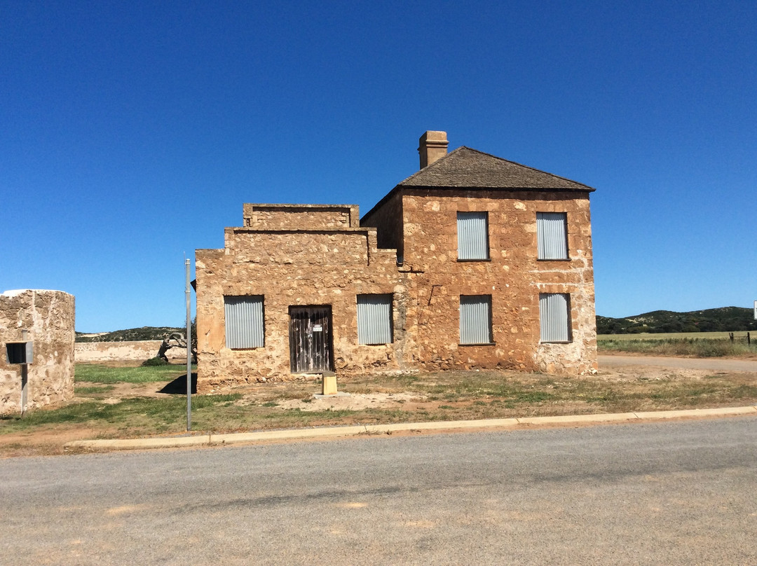 Gray's Store-Greenough必去景点