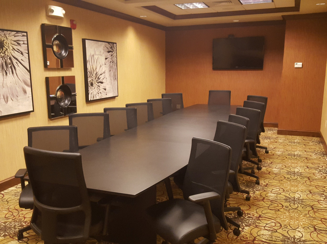 Holiday Inn Express & Suites Paducah West by IHG主图