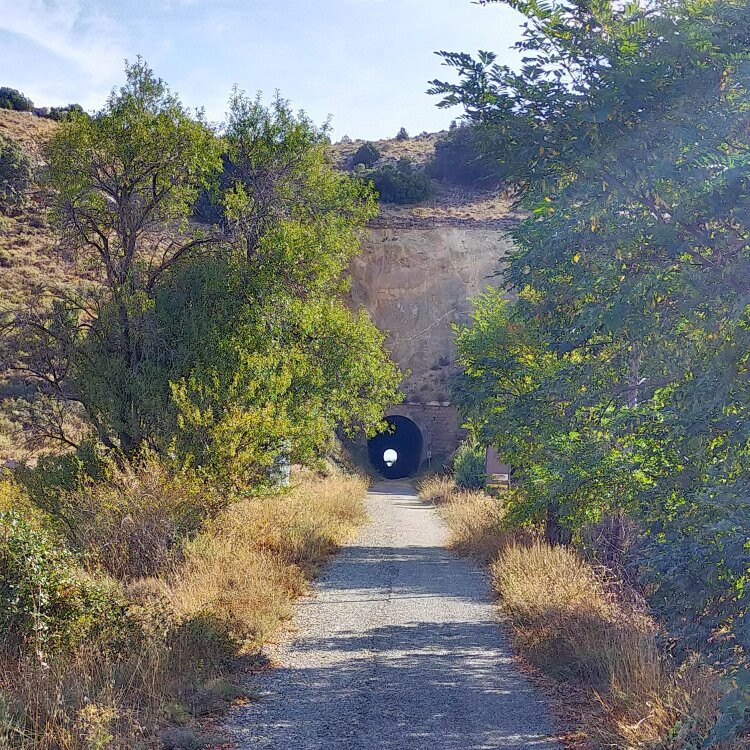 Ojos Negros Greenway景点图片