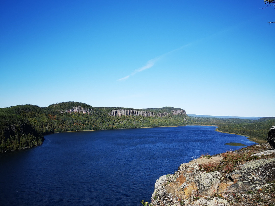 Ruby Lake Provincial Park景点图片