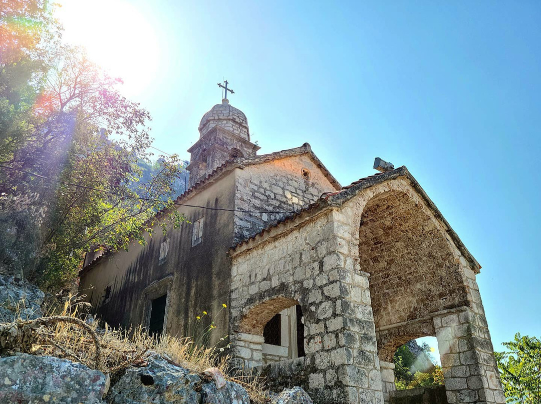 Our Lady of Health-Spiljari必去景点