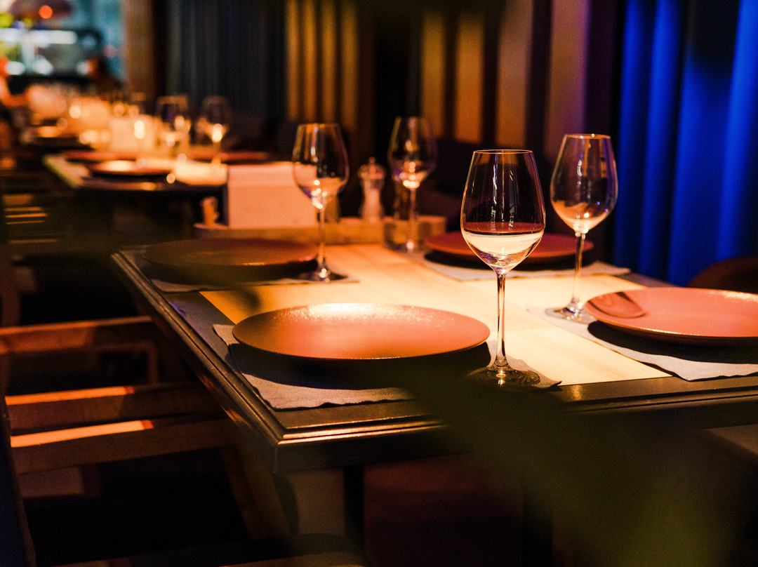 Fish House Restaurant & Oyster Bar