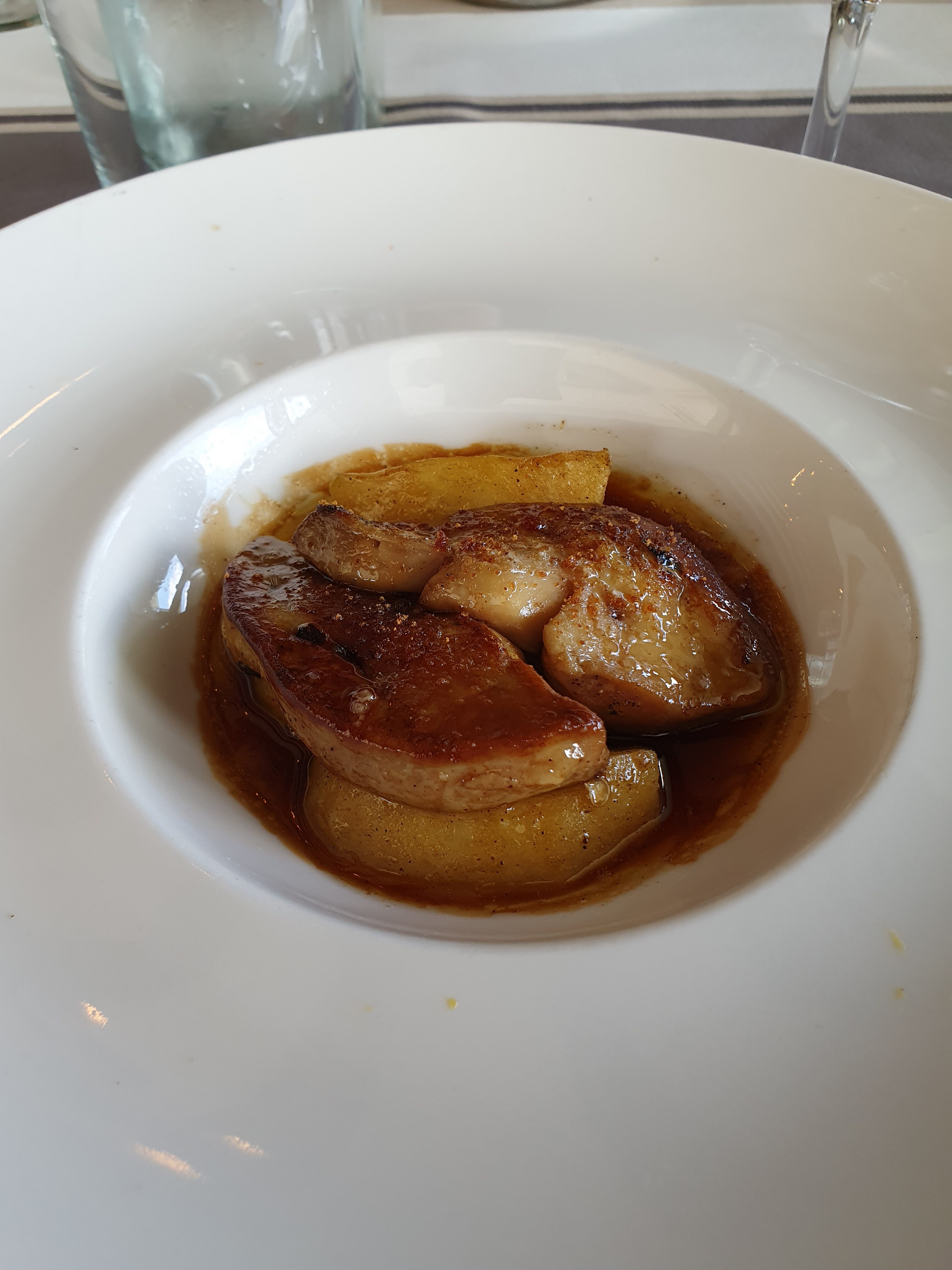 Hotel Restaurant Etchemaite-餐饮