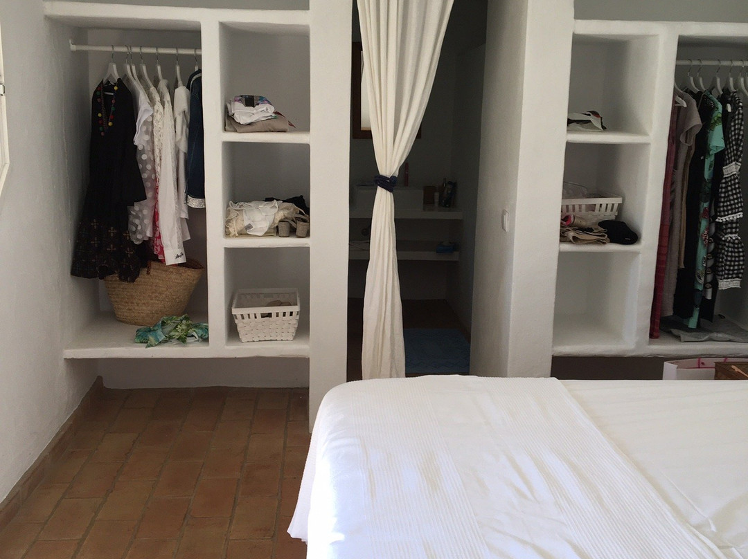 charlotte be my Guest主图