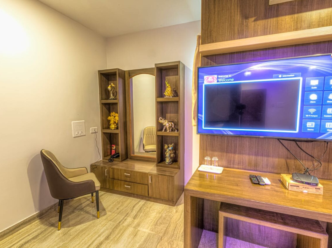 Hotel PKP Grand主图