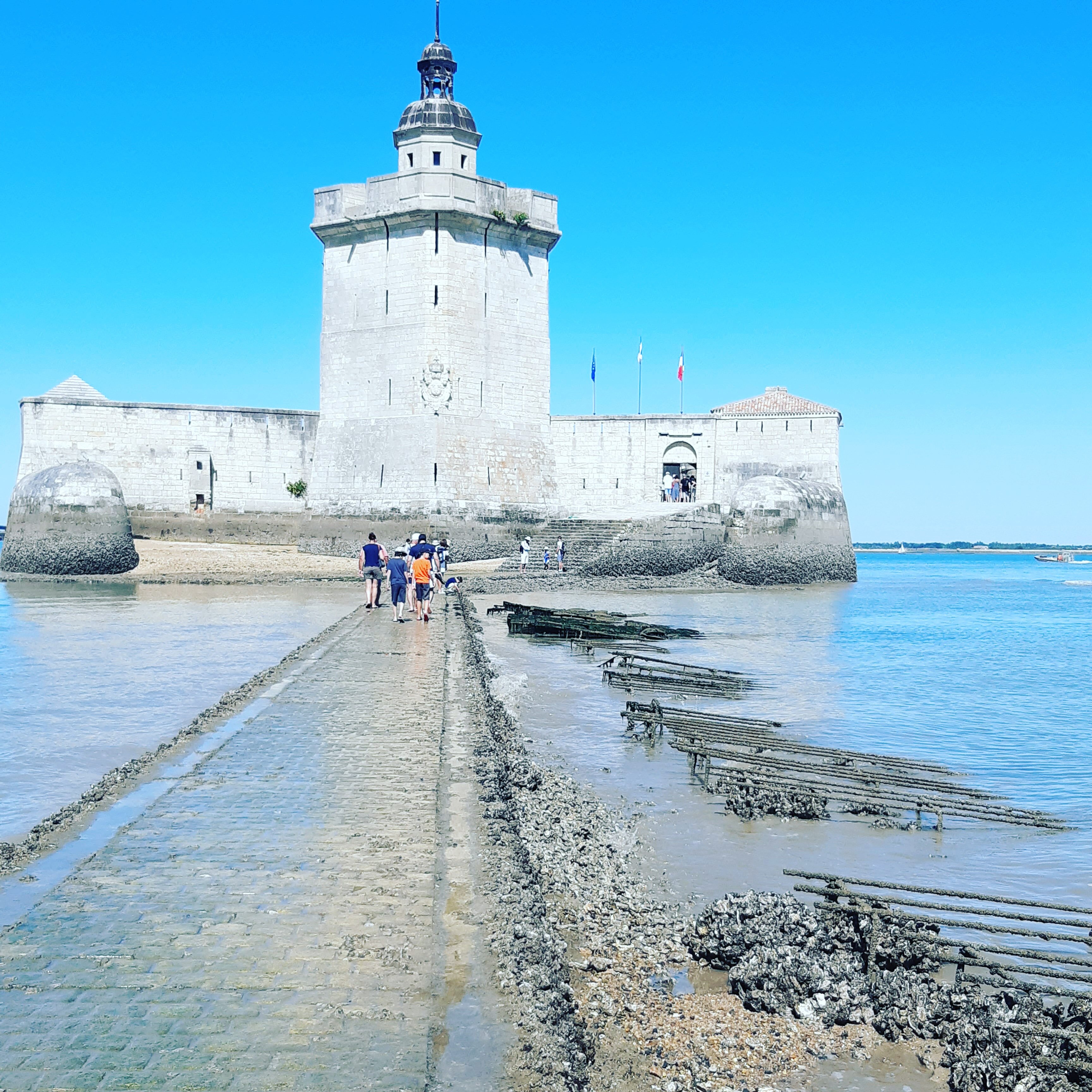 Fort Louvois-官方